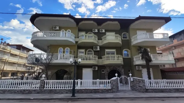 Отель в Лептокария