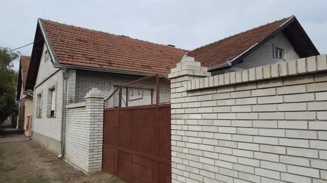 Дом в Нови-Сад