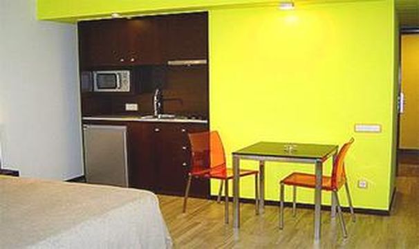 Различного назначения в Кастельдефельс