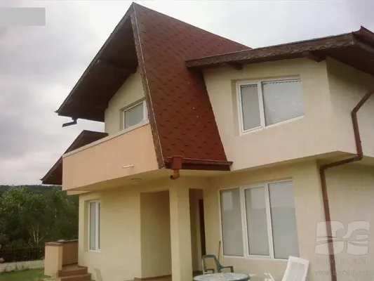 Отдельный дом в Юнец