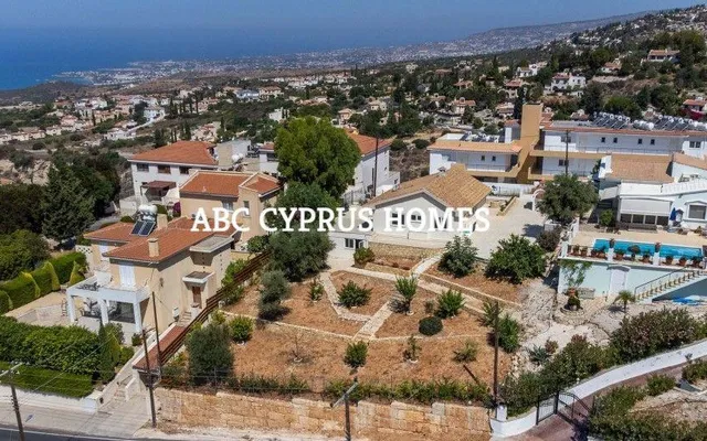 Бунгало в Κοινότητα Τάλας