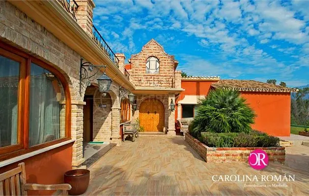 Вилла в Бенавис