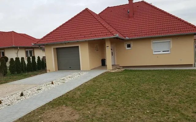 Дом в Хевиз