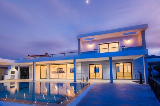 Вилла в Эсентепе