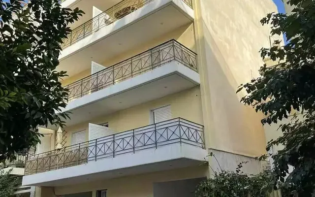 Коммерческая недвижимость в Эгалео
