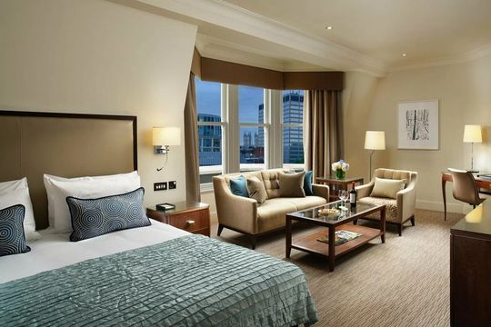 Отель в Лондон