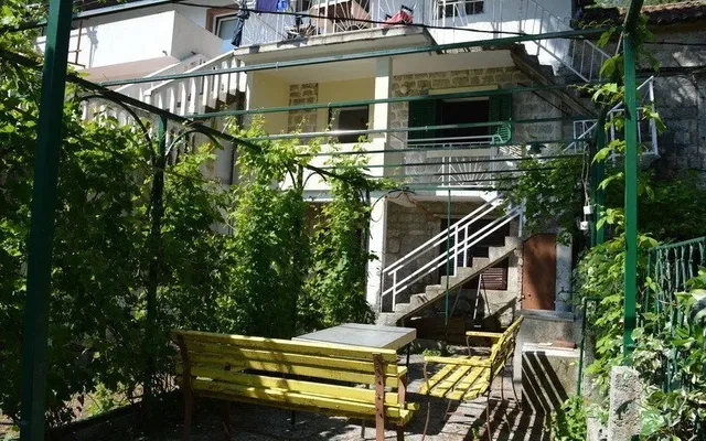 Квартира в Прчань