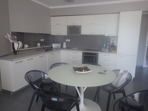 Студия в Подстрана