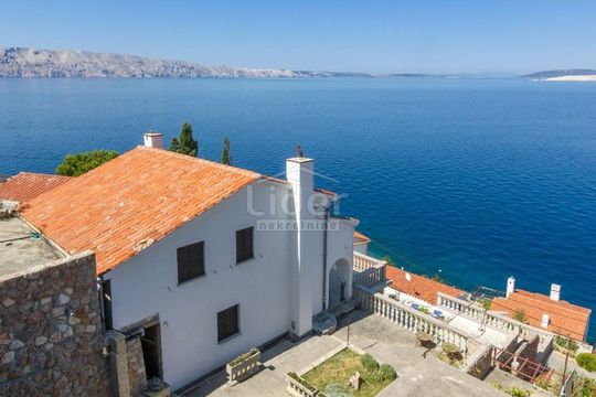 Квартира в Сень