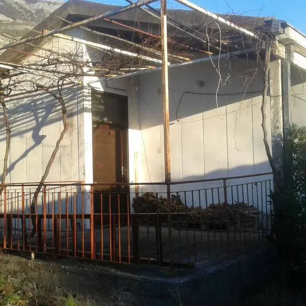 Дом в Сутоморе, фото 1