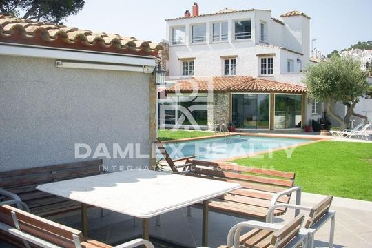 Вилла в Бегур