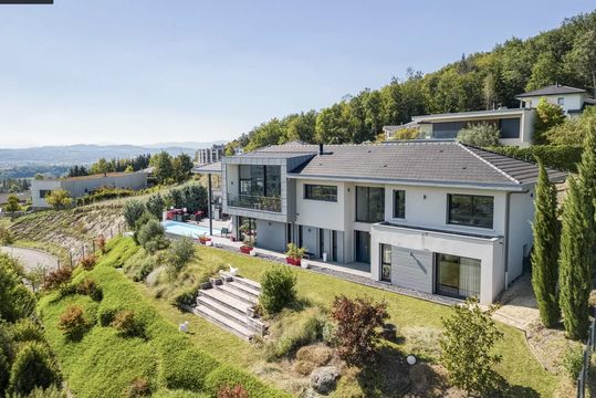 Отдельный дом в Анси-ле-Вьё