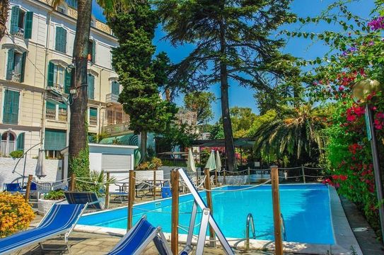 Отель в Сан-Ремо