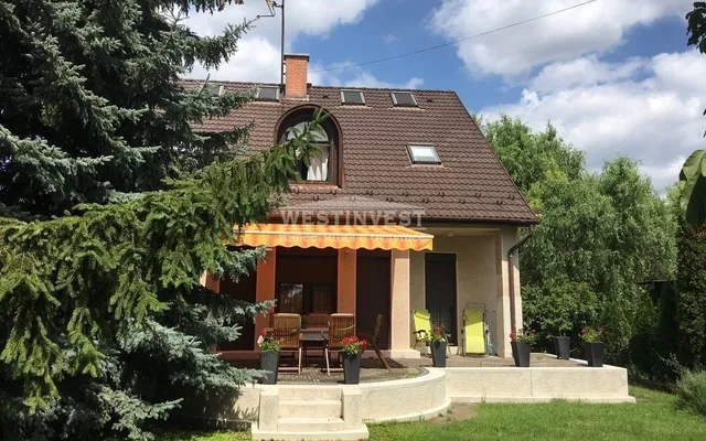 Дом в Будапешт