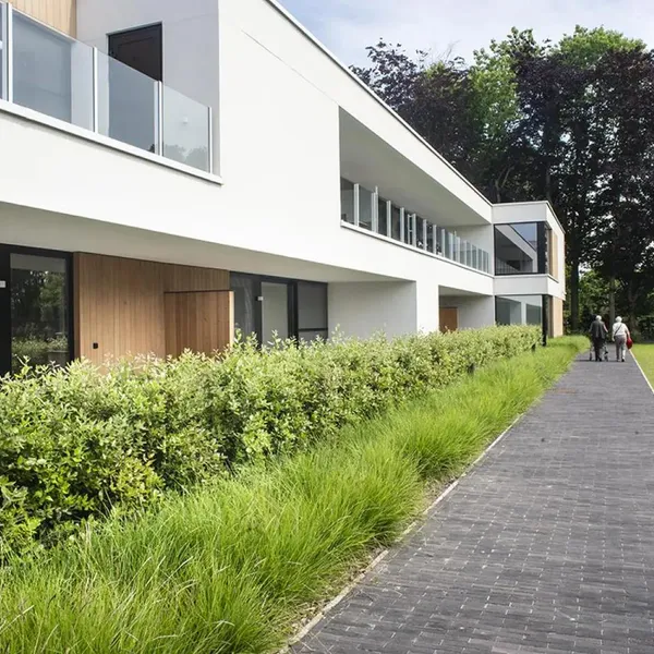 T WITHOF in Roeselare, фото 1