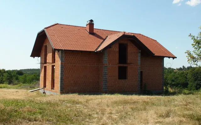 Отдельный дом в Моравске Топлице