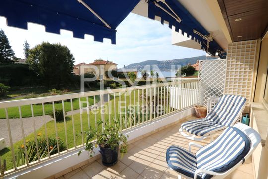 Дуплекс в Сен-Жан-Кап-Ферра