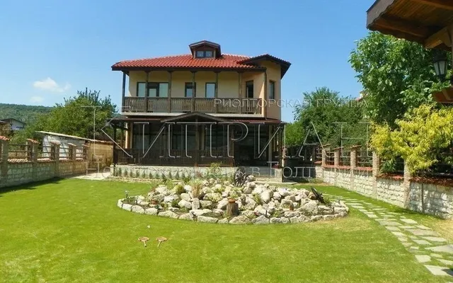 Дом в Варна