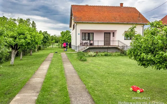 Отдельный дом в Лозница