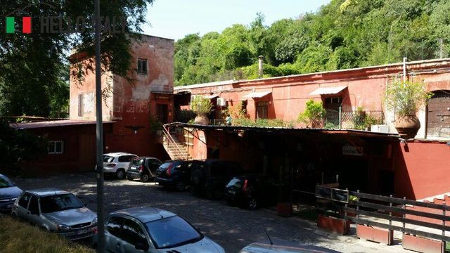 Магазин в Рим