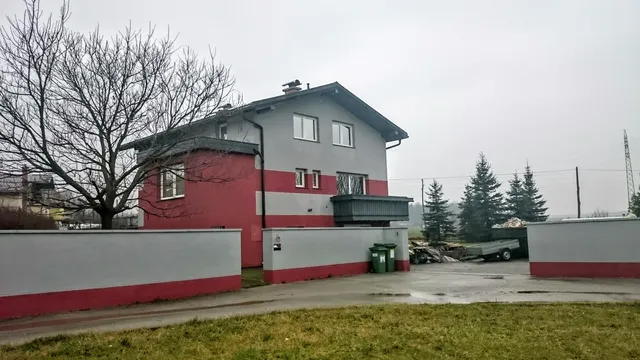 Дом в Словенска Быстрица