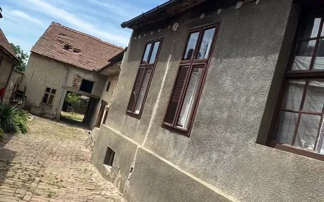 Дом в Сербия