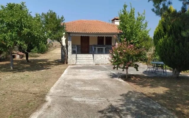 Отдельный дом в Aristotle University of Thessaloniki