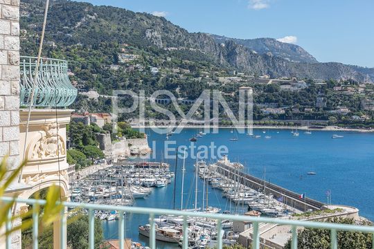 Вилла в Виллефранче Сур Мер