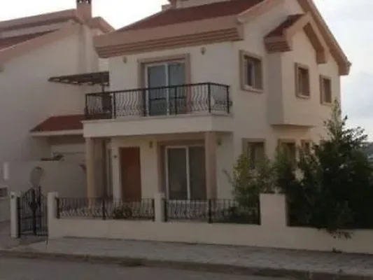 Вилла в Искеле