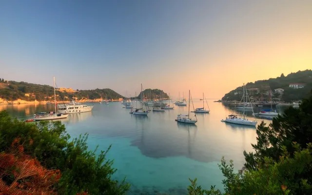 Земельный участок в Paxoi