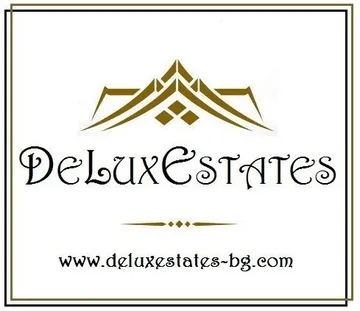 DELUXE ESTATES