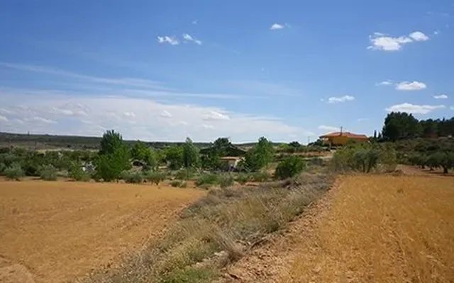 Земельный участок в Альманса