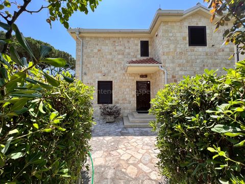 Вилла в Доброта