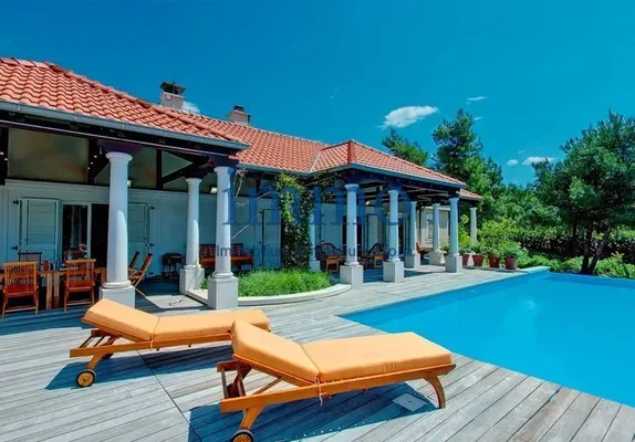 Вилла в Брач