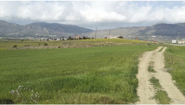 Земельный участок в Никосия