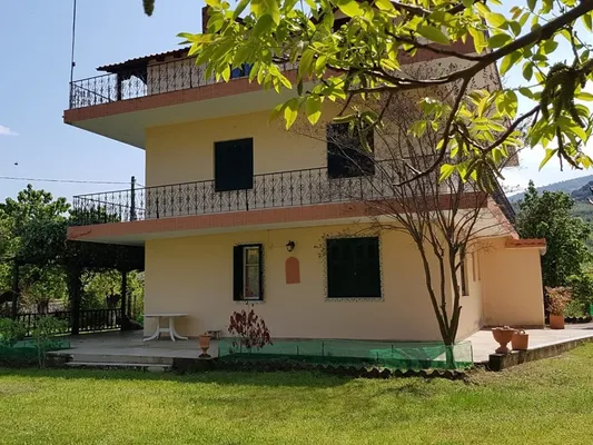 Коттедж в Лептокария
