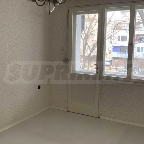 Квартира в 4-тирайон, фото 1
