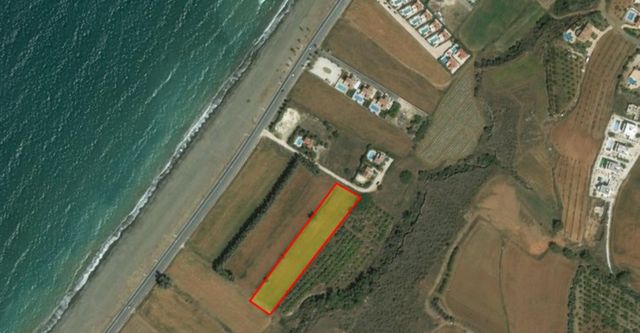 Земельный участок в Пафос