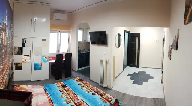 Студия в Афины