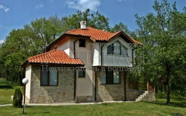 Дом в Варна