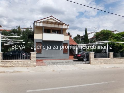 Дом в Задар