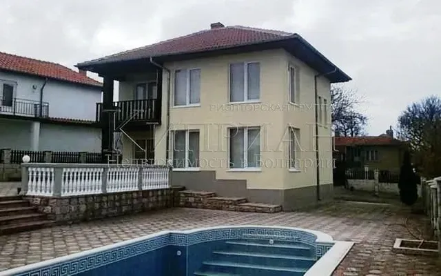 Дом в Варна
