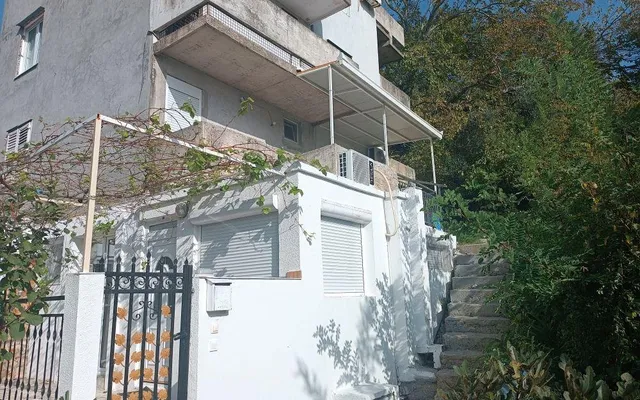 Квартира в Черногория