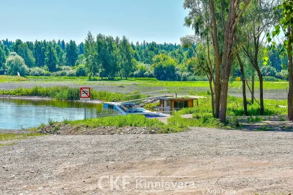 Отдельный дом в Луунья