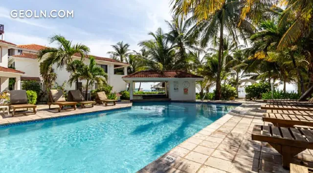 Paradise Villas in San Pedro
