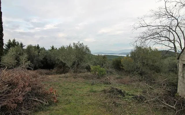 Земельный участок в Corfu