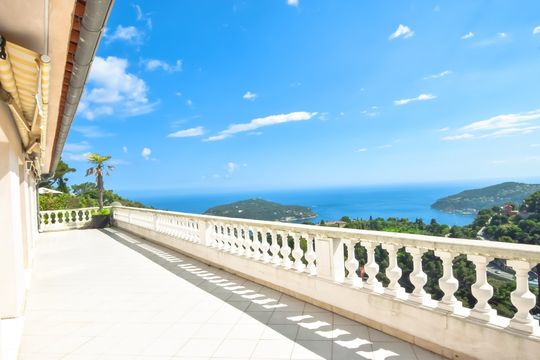 Вилла в Виллефранче Сур Мер