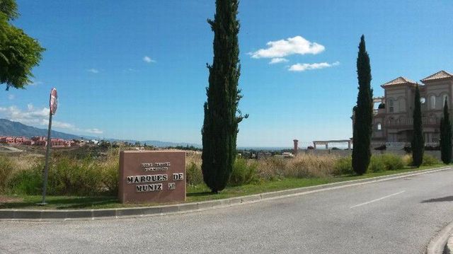 Земельный участок в Марбелья