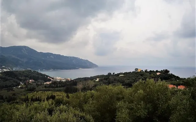 Земельный участок в Corfu