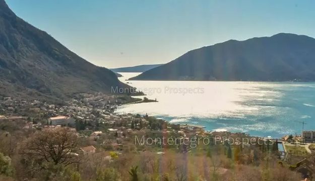 Земельный участок в Рисан